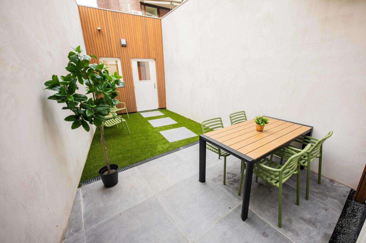 Historical 80M2 Retreat With Sauna Option - R51B ไอนด์โฮเวน ภายนอก รูปภาพ