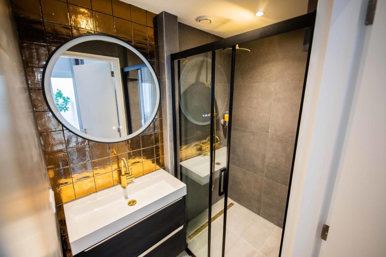 Historical 80M2 Retreat With Sauna Option - R51B ไอนด์โฮเวน ภายนอก รูปภาพ