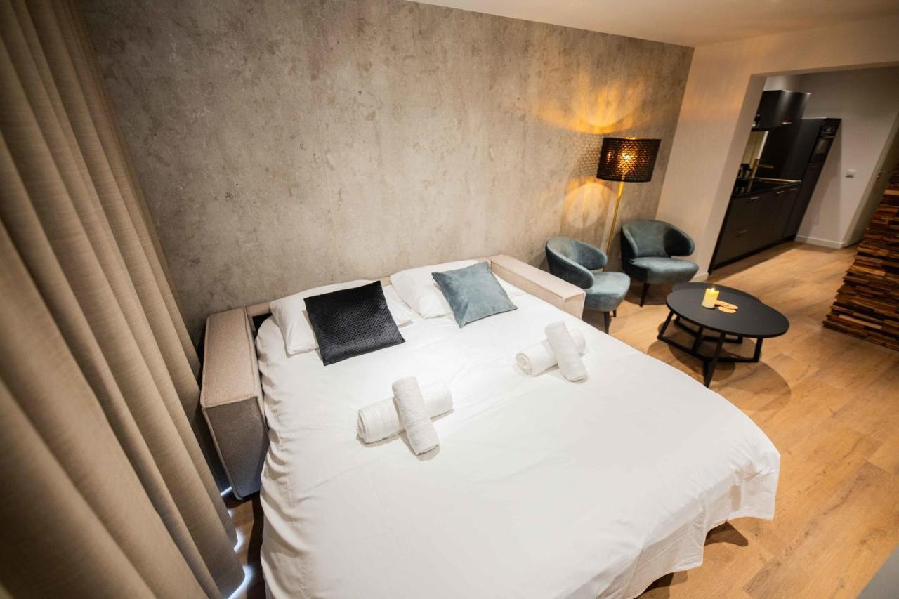 Historical 80M2 Retreat With Sauna Option - R51B ไอนด์โฮเวน ภายนอก รูปภาพ
