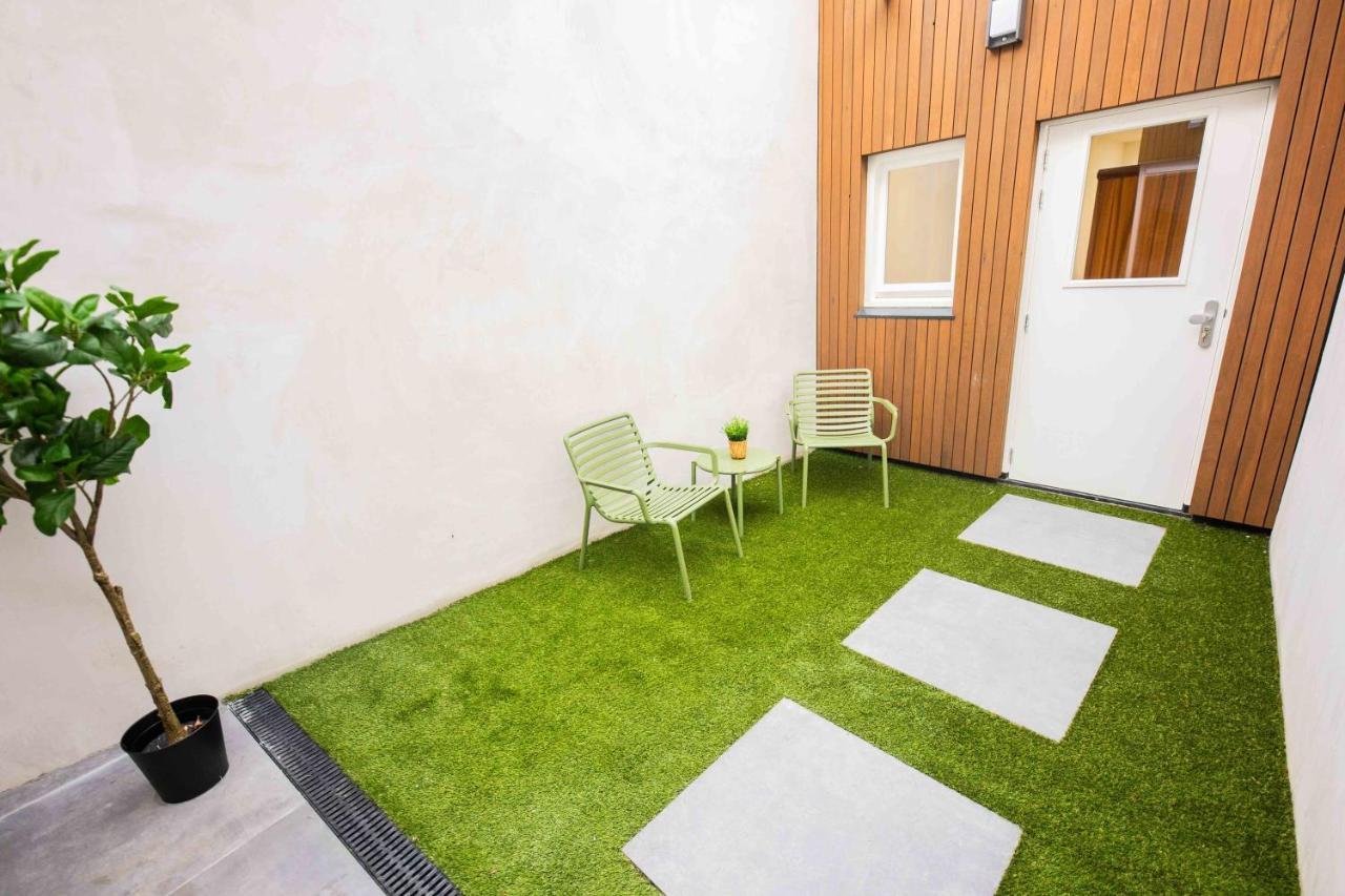 Historical 80M2 Retreat With Sauna Option - R51B ไอนด์โฮเวน ภายนอก รูปภาพ